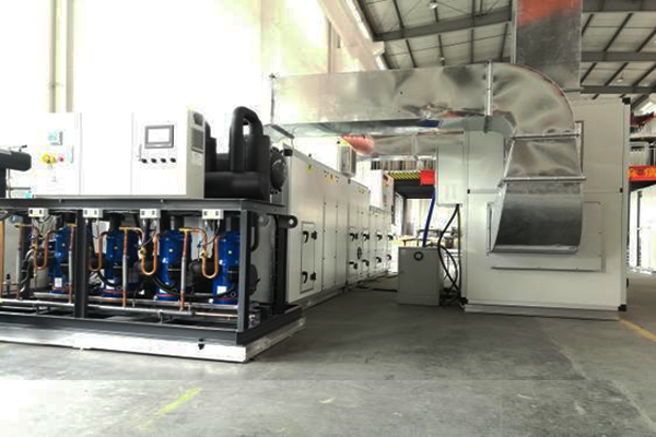 Испытательный стенд для энергоэффективных роторных осушителей с низкой точкой росы.